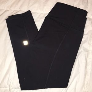 VSX crop leggings XS EUC